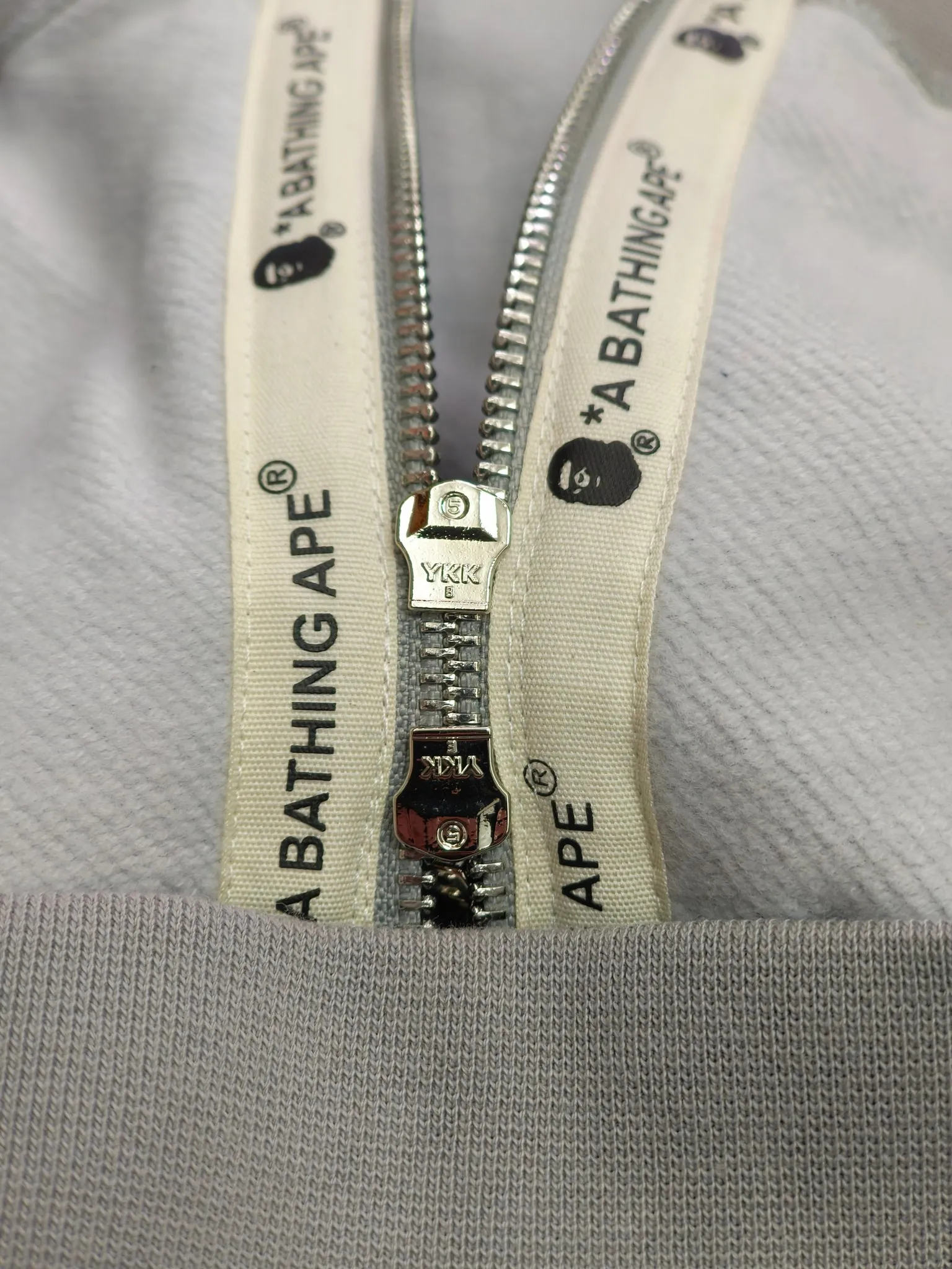 XX 231 BAPE WGM letter patch camouflage pattern double hooded zipper sweatshirt 1200 grams of pure cotton custom fabric 1:1 heavyweight couple model: S-XXL [camouflage gray, camouflage green]